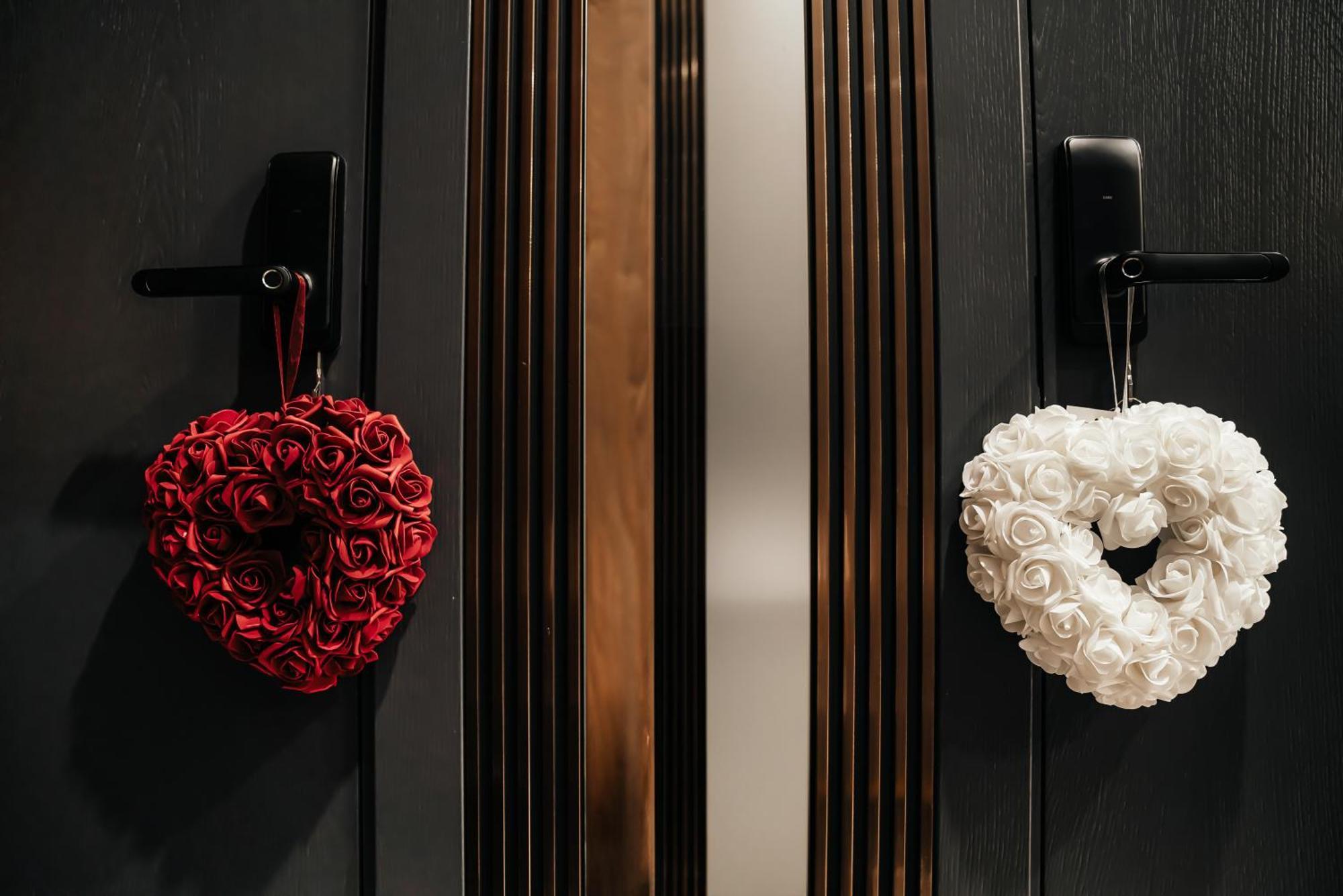 Four Sisters Luxury Rooms In Siauliai ภายนอก รูปภาพ