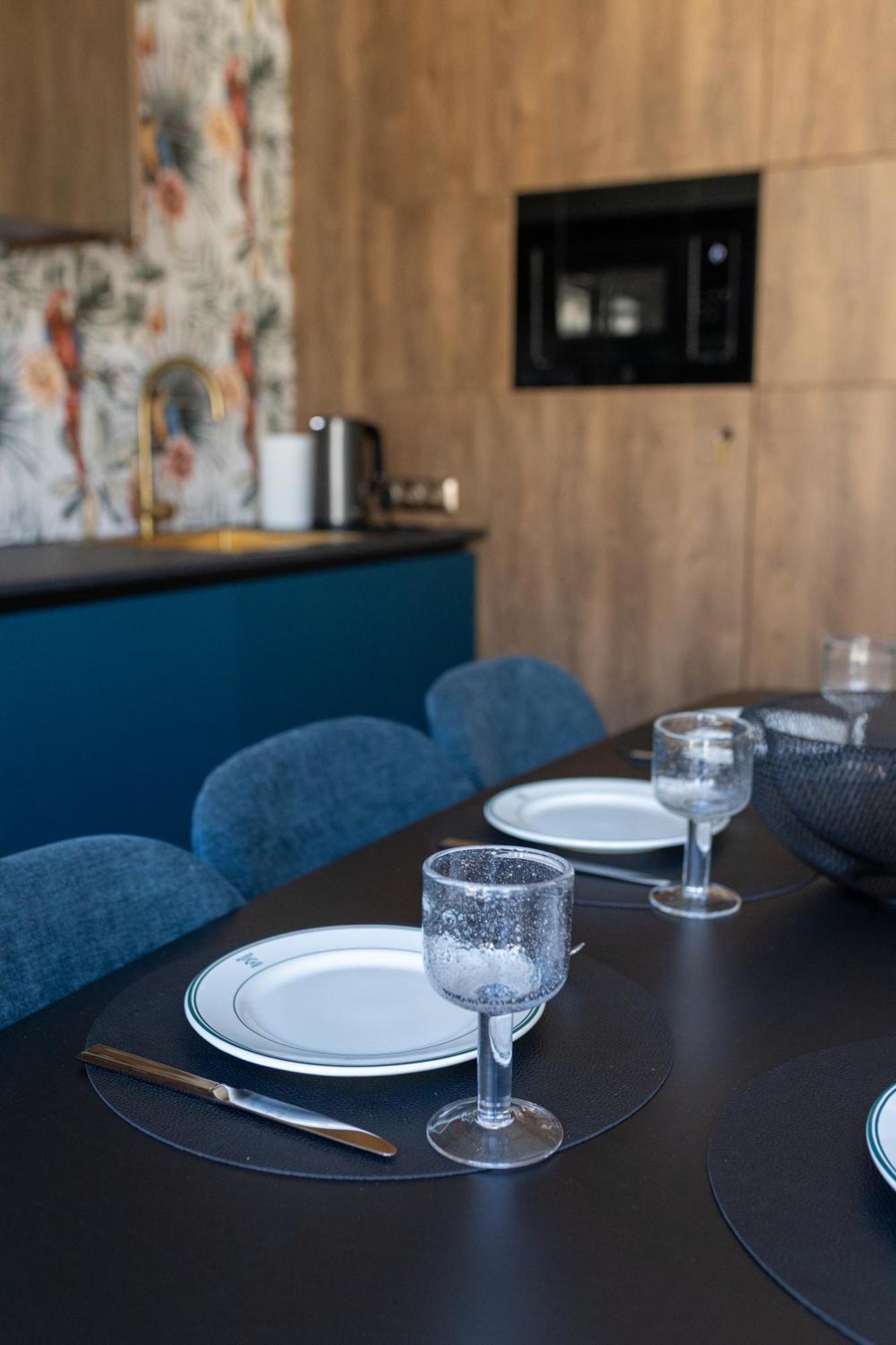 Four Sisters Luxury Rooms In Siauliai ภายนอก รูปภาพ